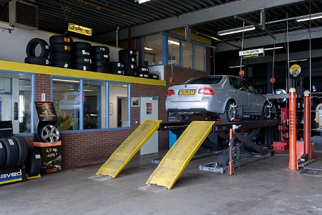 Auto uitlijnen werkplaats Hengelo